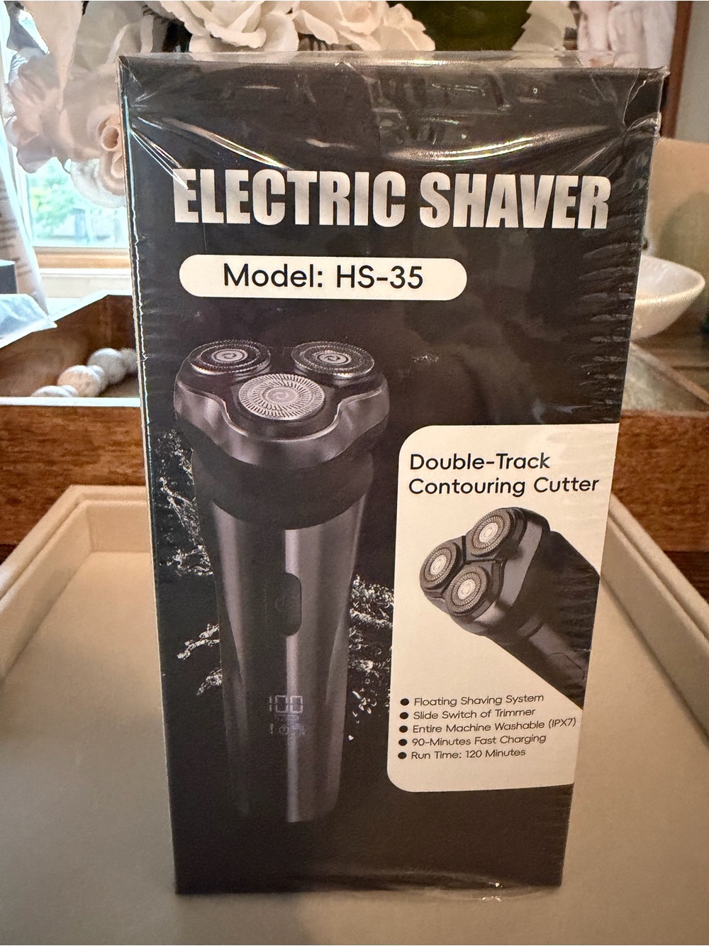Electric shaver model HS-35 Electric Shaver - NEW